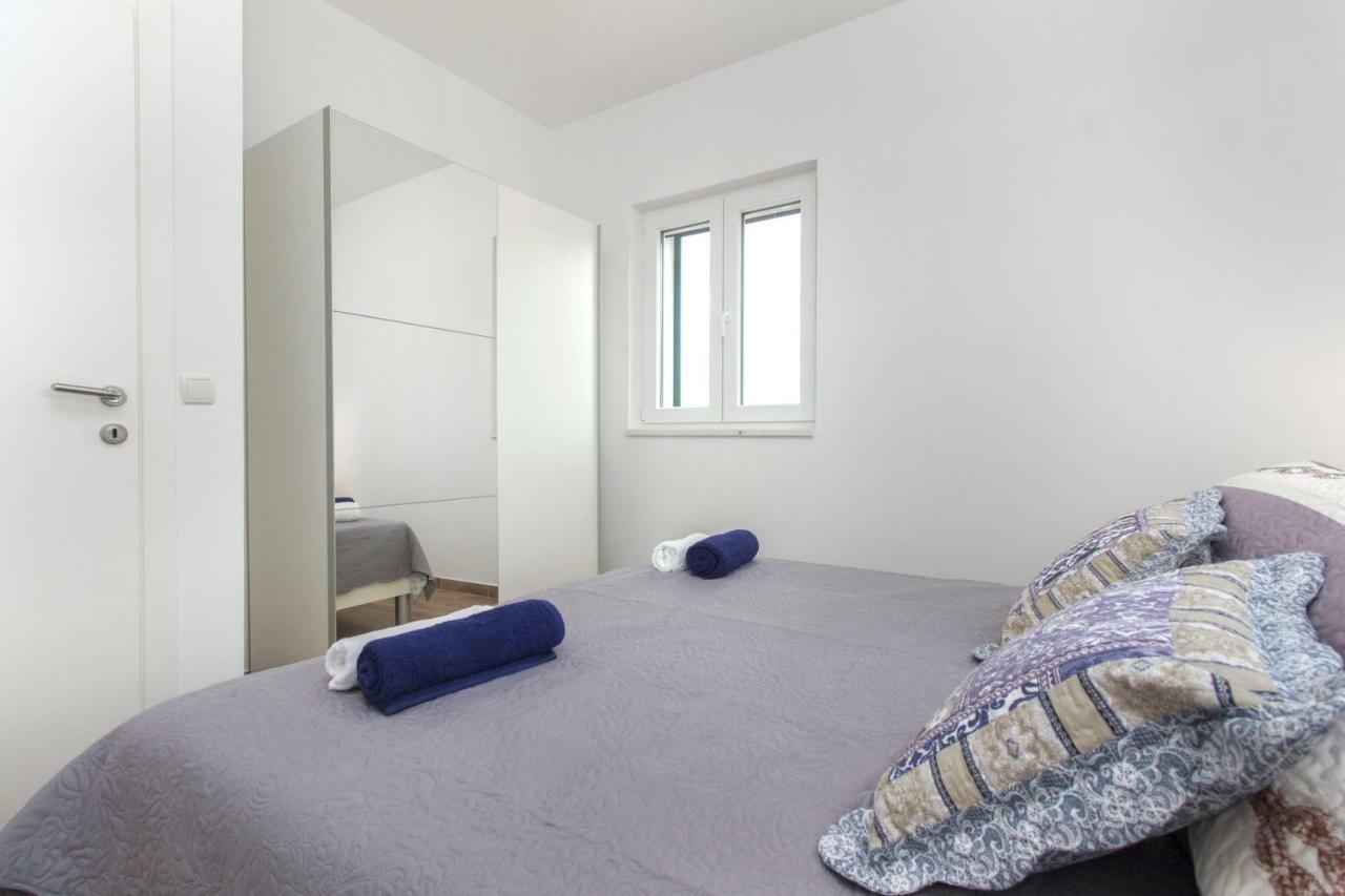 Riva Apartment Krapanj Exterior foto