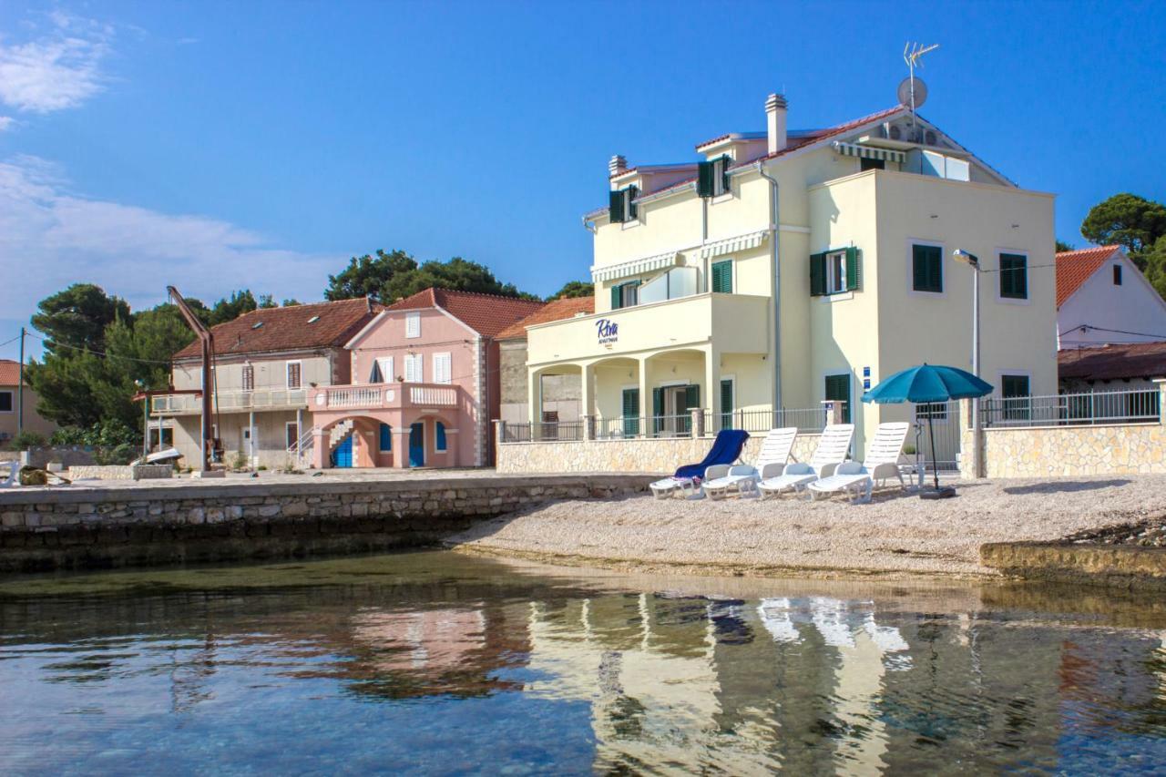 Riva Apartment Krapanj Exterior foto